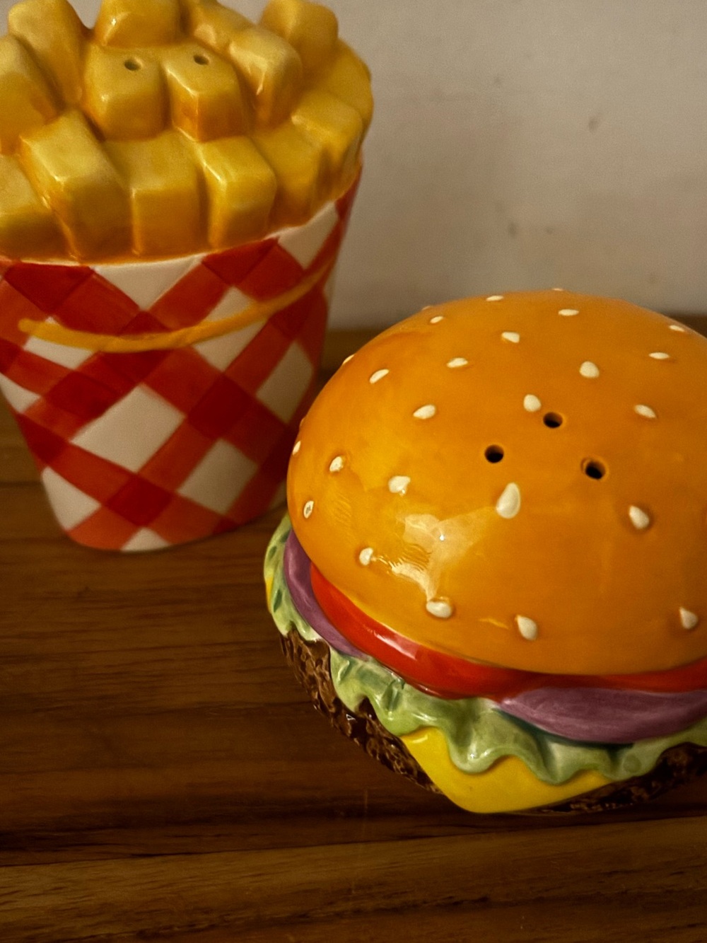 Burger & Fries Salt and Pepper Shaker Set - Orange Bun